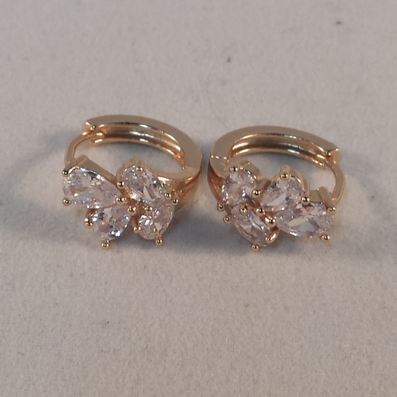 Jewelry - 18K Yellow Gold Zircon Flower Hoop Earrings GF